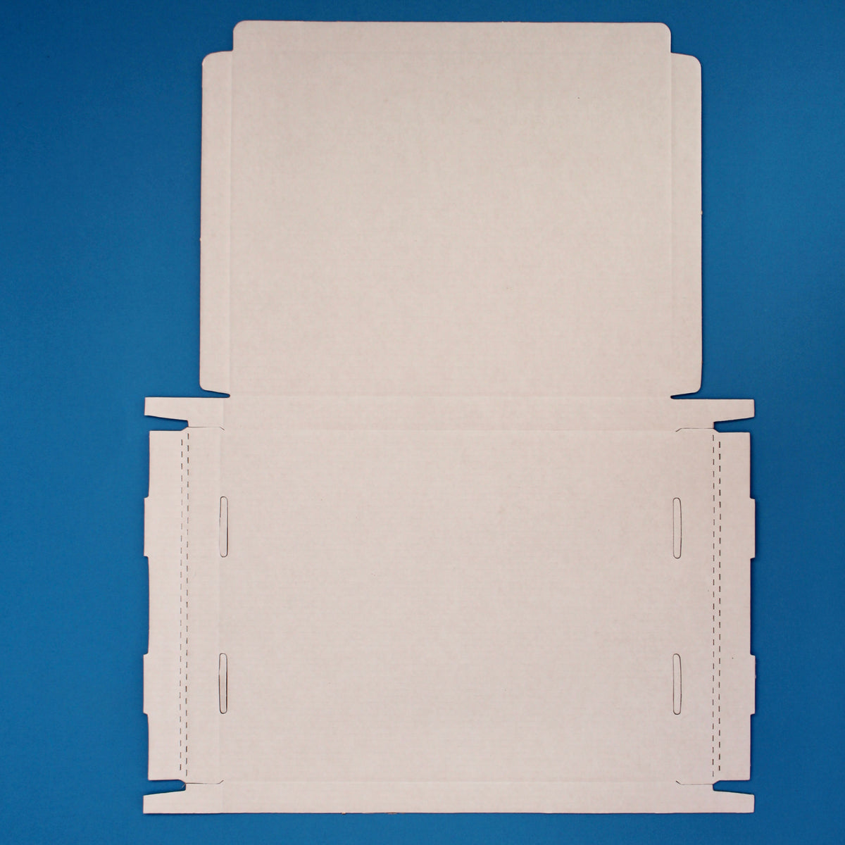 Mini Mailers Large Box Made in Canada Free Shipping over 150